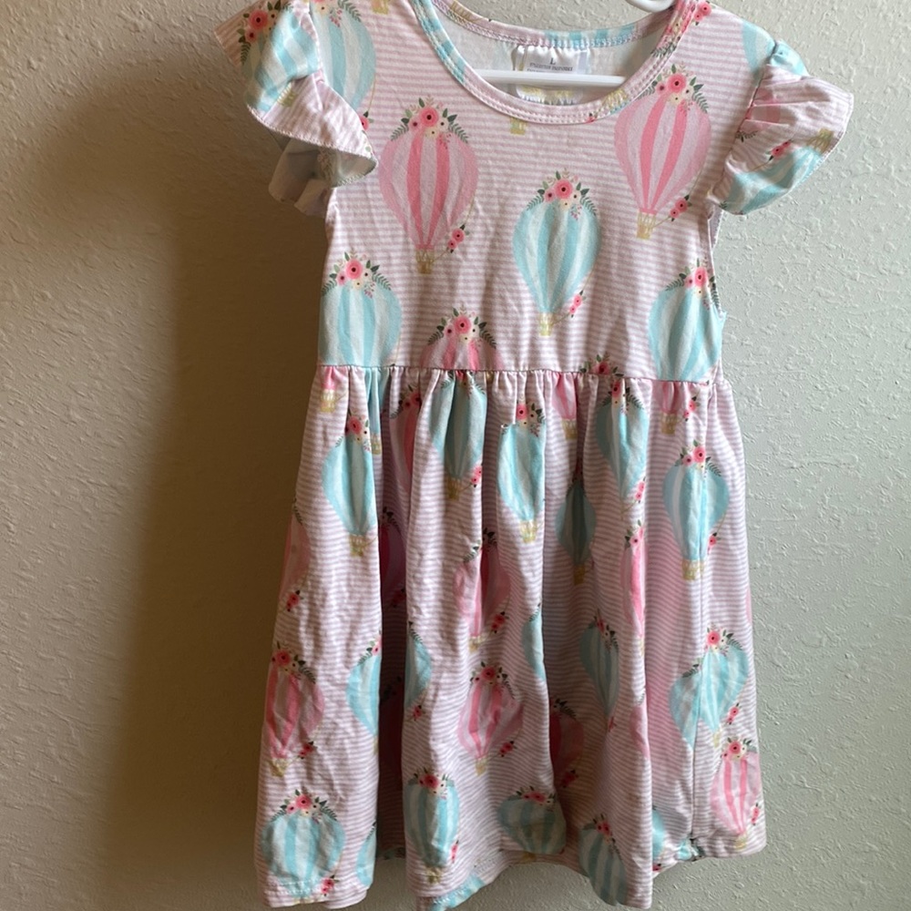 Honeydew L dress.